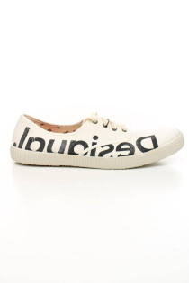 Desigual Sneakers σε Εκρού